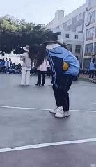 企鹅漫步202112241659202.gif